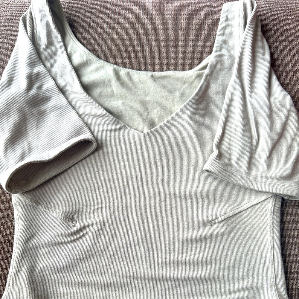 Lululemon Align Crop T-shirt - Tan - size 6